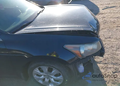 2010 Honda Accord 2.4 Ex-L z USA, uszkodzony, nr VIN 1HGCP2F85AA037172